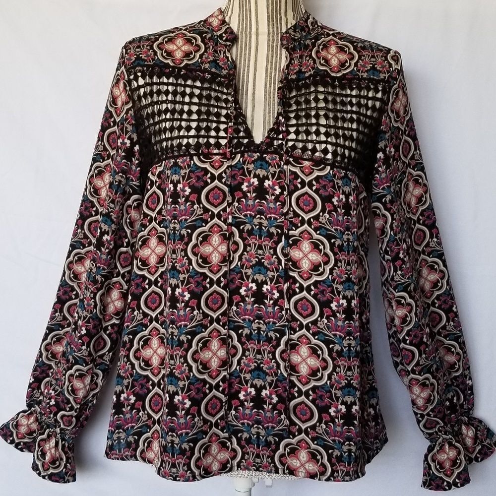 Like new! Romeo + Juliet Couture blouse